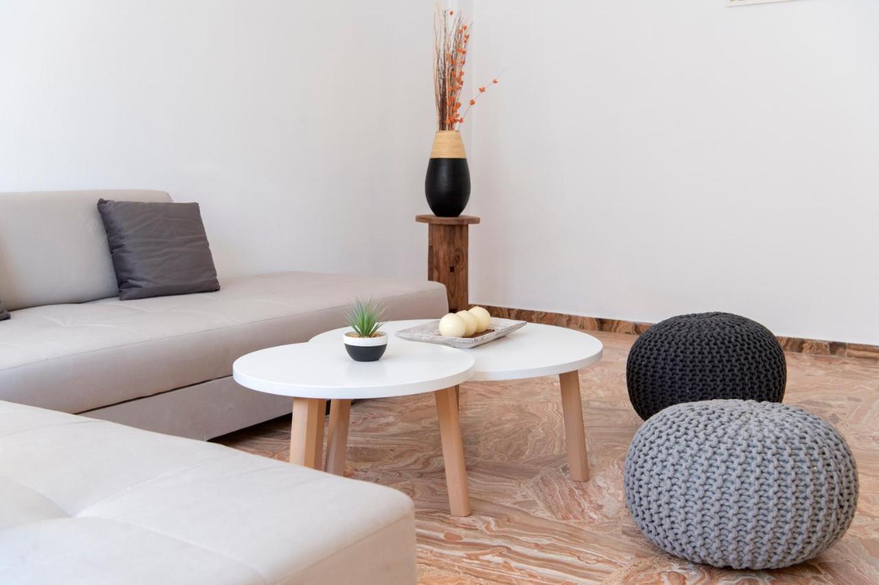 Downtown Apartment Párosz Kültér fotó